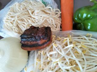 Fried Noodles with Bacon recipe