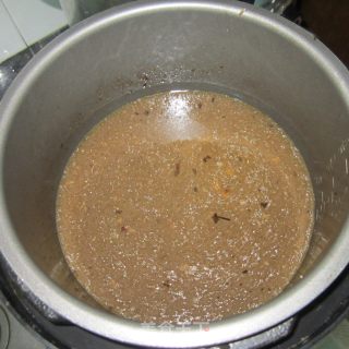 Yiluxiangtianxia-fragrant Stewed Pork recipe