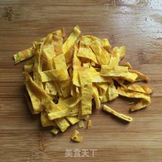 Lettuce Leaves Mixed with Egg Crust recipe