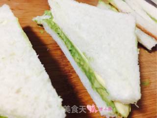 Avocado and Cheese Sandwich recipe