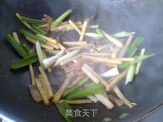 Stir-fried Winter Bamboo Shoots with Bacon recipe