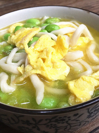 Hand-rolled Noodles with Edamame and Egg Crust