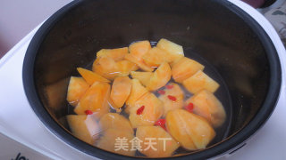 Sweet Potato and Wolfberry Soup recipe