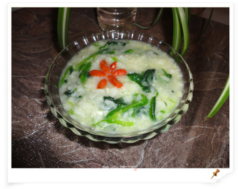Wolfberry Spinach Porridge recipe