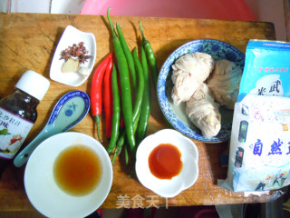 [stir-fried Duck Intestines with Double Pepper]--salad Can Also be Stir-fried recipe