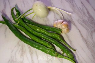 Preserved Eggs with Green Peppers recipe