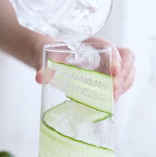 Low Calorie Drink-cucumber Lemon Le recipe