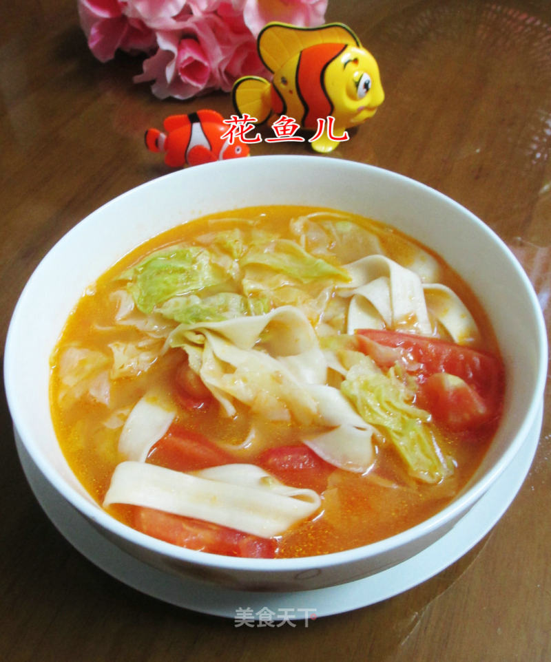 Sliced Noodles with Tomato and Cabbage recipe