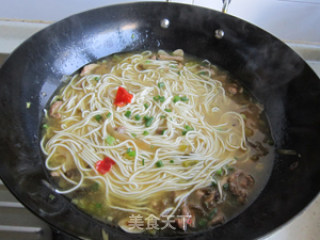 Sauerkraut and Pork Noodles recipe