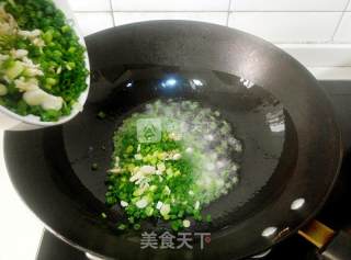 Shaanxi Special Noodles-scallion Oil Mushroom Spinach Noodles recipe