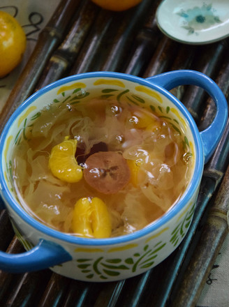 Hawthorn and Tremella Digestive Sweet Soup recipe