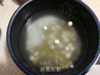 Mung Bean Lily Lotus Seed Porridge recipe