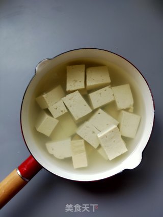 Simmered Tofu with Corn Beef Sauce recipe
