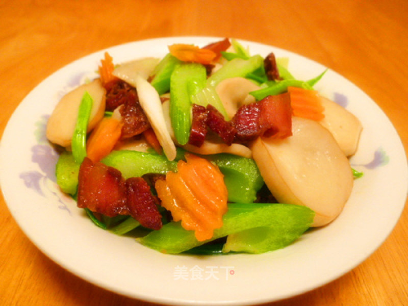 Stir-fried Celery with Apricot and Abalone recipe