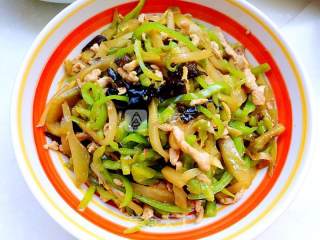 Stir-fried Shredded Pork with Green Pepper and Mustard recipe