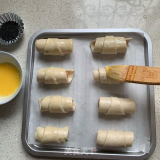 Sausage Pastry Roll recipe