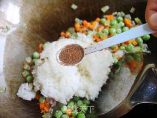 Fried Rice with Pea and Egg recipe