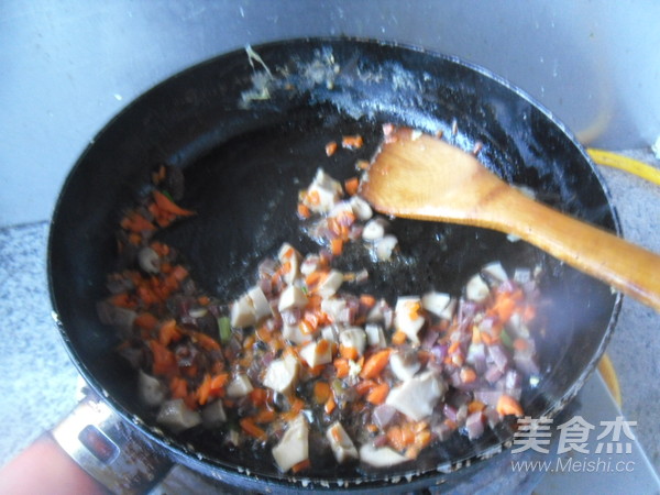 Fried Rice with Ham and Mushroom Egg recipe