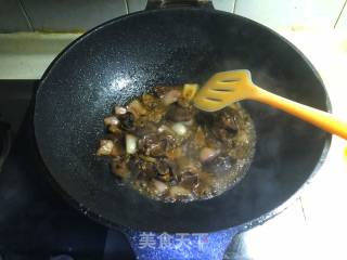 Fried Beef with Konjac and Porcini Mushrooms recipe