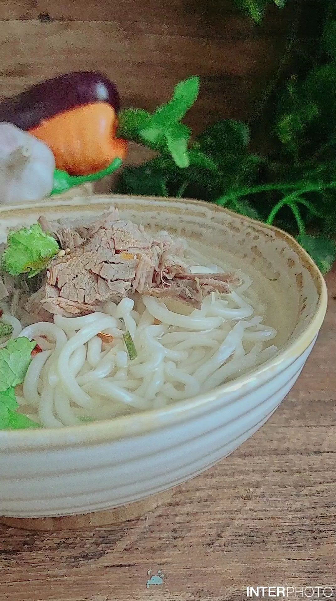 Teach You How to Make A Bowl of Warm Noodles for Autumn and Winter... Beef Noodles in Clear Soup
