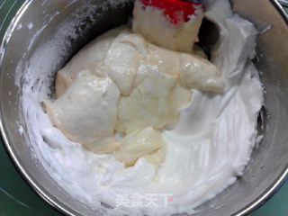 Banana Yogurt Chiffon Cake recipe
