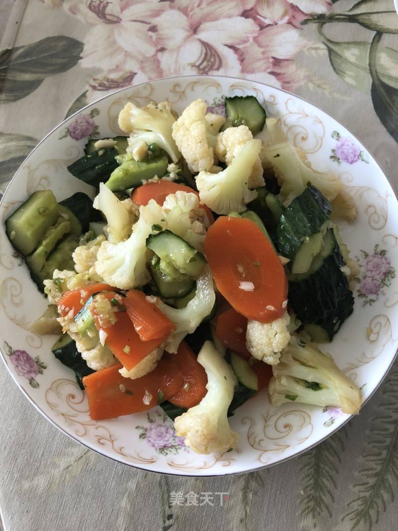 Cauliflower Salad recipe