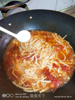 Enoki Mushroom and Tomato Soup recipe