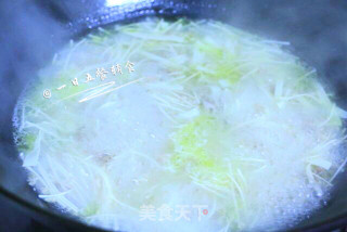 Baby Chicken Noodle Soup Nutritional Supplement, Chicken Drumsticks + Small Green Vegetables + Shredded Shredded Leaves recipe