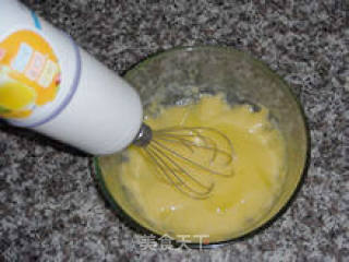 [homemade Lemon Savory Egg Yolk Salad Dressing] --- A Tender Salad Dressing Full of Lemon Scent recipe