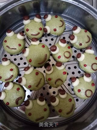 #春食野菜香# Wormwood Frog Steamed Buns recipe