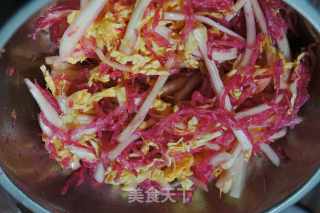 Sweet and Sour Cabbage Shredded Radish recipe