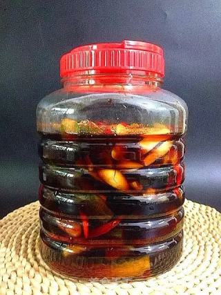 Pickled Cucumber-----necessary with Rice Porridge recipe