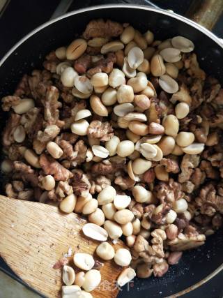 Icing Peanuts recipe