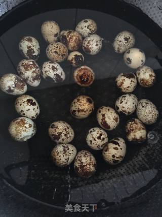 Marinated Quail Eggs recipe