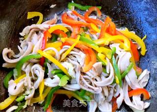 Stir-fried Belly Shreds with Colored Pepper recipe