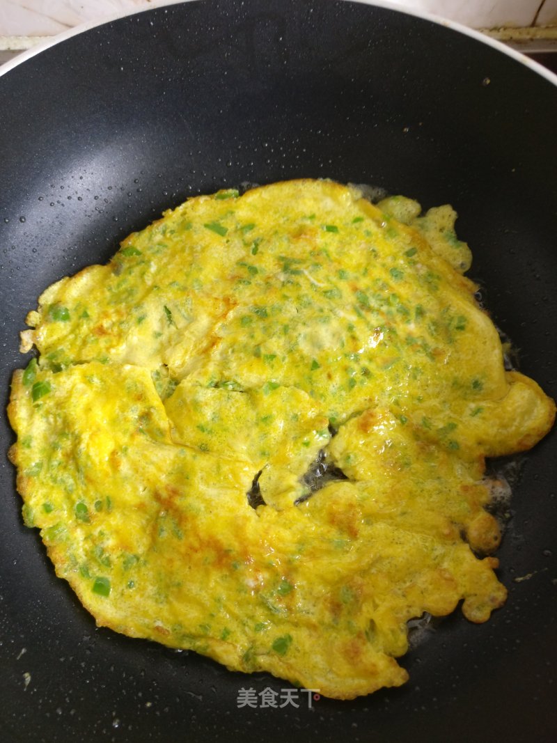 Fried Eggs with Green Peppers recipe