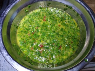 Chopped Pepper and Chive Omelet recipe