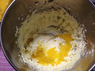 #四session Baking Contest and is Love to Eat Festival# Cranberry Pound Cake recipe