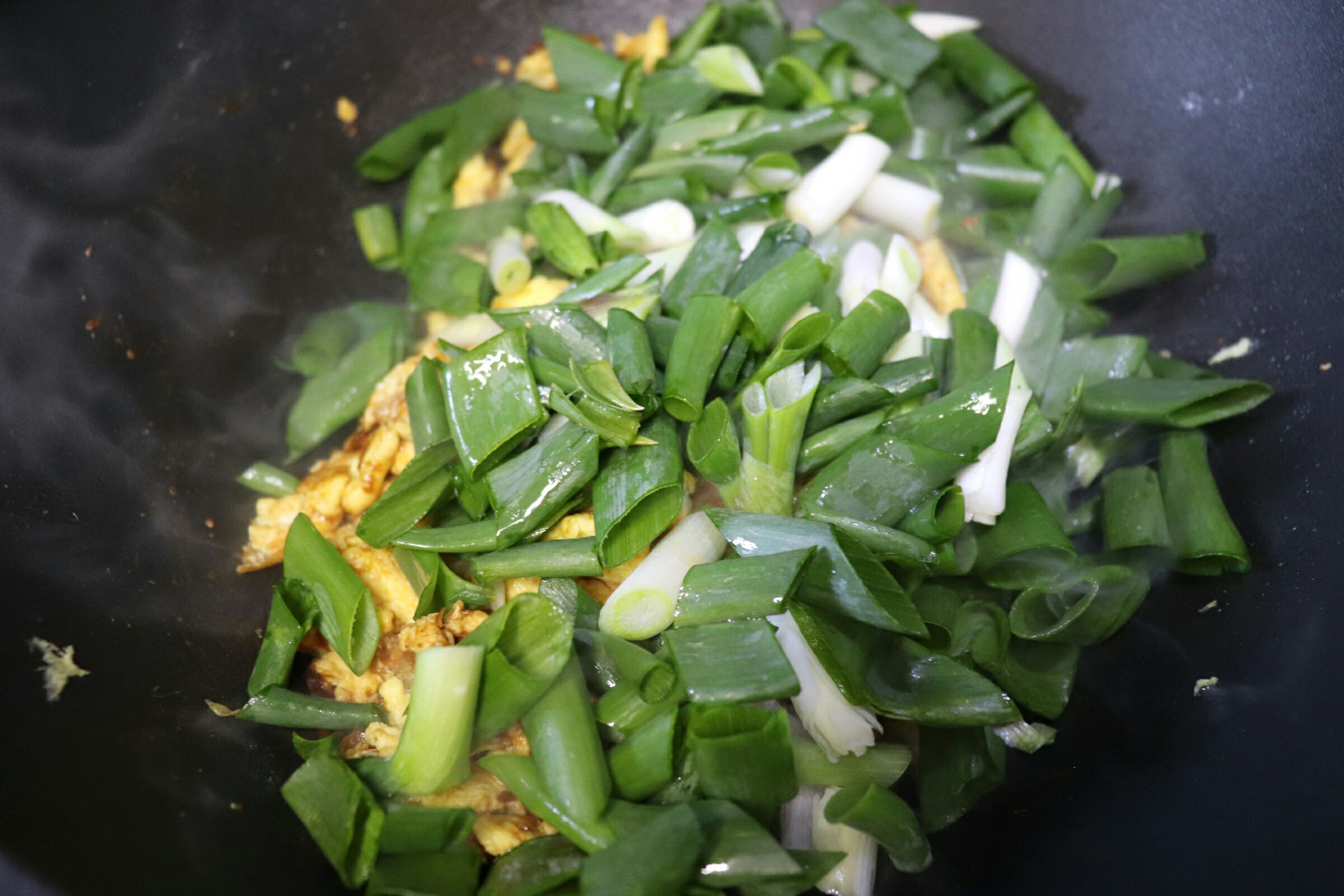 Scrambled Eggs with Green Onions recipe