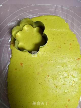 #aca烤明星大赛#carrot Flower Muffins recipe