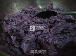 Purple Sweet Potato and Cranberry Snowy Mooncakes recipe
