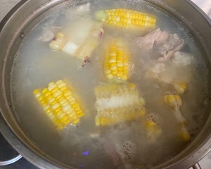 Cantonese Style Pork Belly Chicken Soup recipe