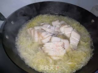 Pork Belly Stewed with Sauerkraut and Frozen Tofu recipe