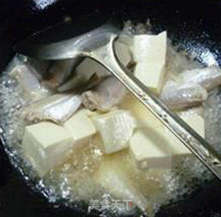 Rubber Fish Boiled Tofu recipe