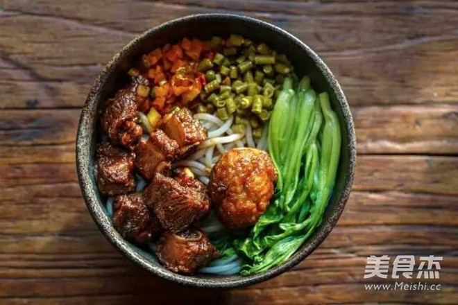 Spicy Pork Ribs Rice Noodles recipe