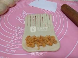 #aca烤明星大赛#caterpillar Bread recipe