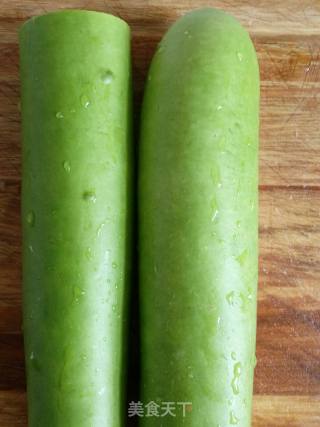 Stir-fried Vegetable Gourd with Meat recipe