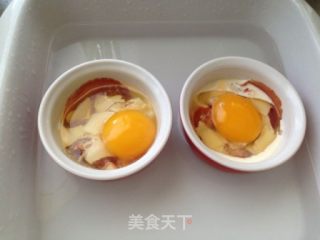 Easter Breakfast Pattern-bacon, Tomato and Egg Cup recipe