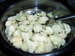 Cauliflower with Fungus recipe