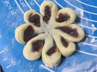 # Fourth Baking Contest and is Love to Eat Festival# Red Bean Paste Flower Bread recipe